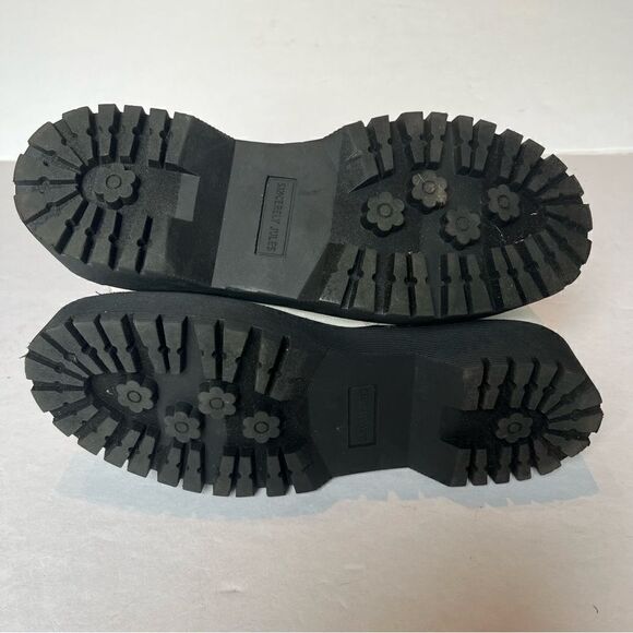 Sincerely Jules Harley Combat Boot Cream and Black Size 7 1/2M Zip and Lace up - Picture 5 of 11